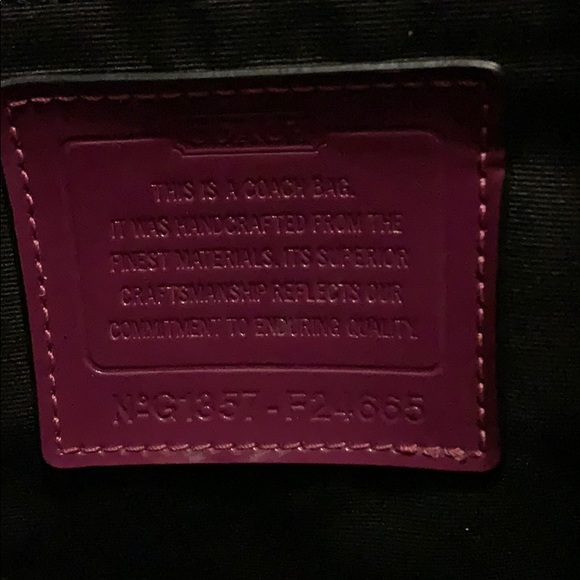 Coach wore gray and purple hand bag - Picture 3 of 3